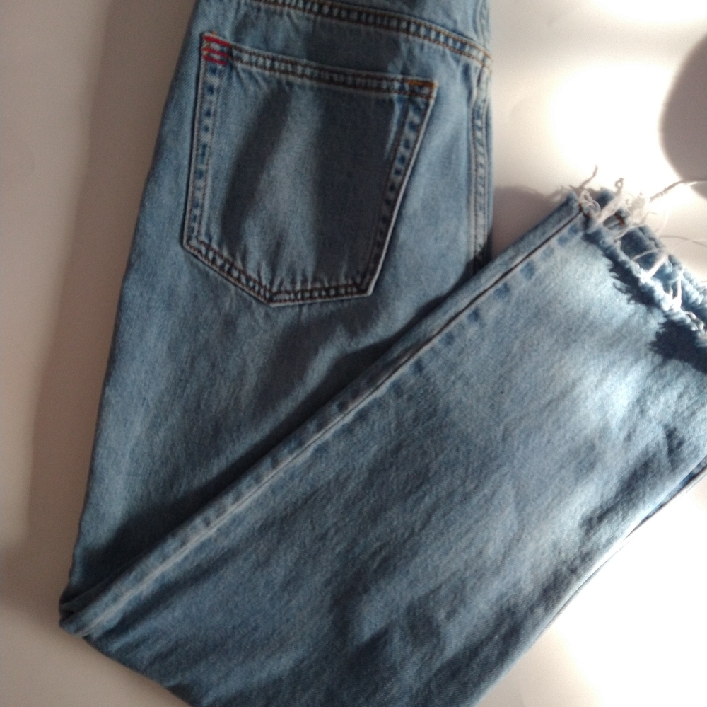 BDG outfitters JEANS  SIZE 28